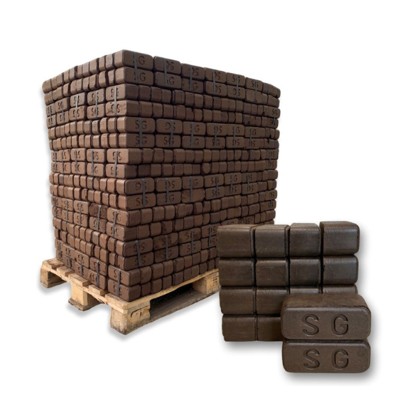 Premium Torfbriketts – 960 kg Palette, naturbelassen, für Kamine und Öfen